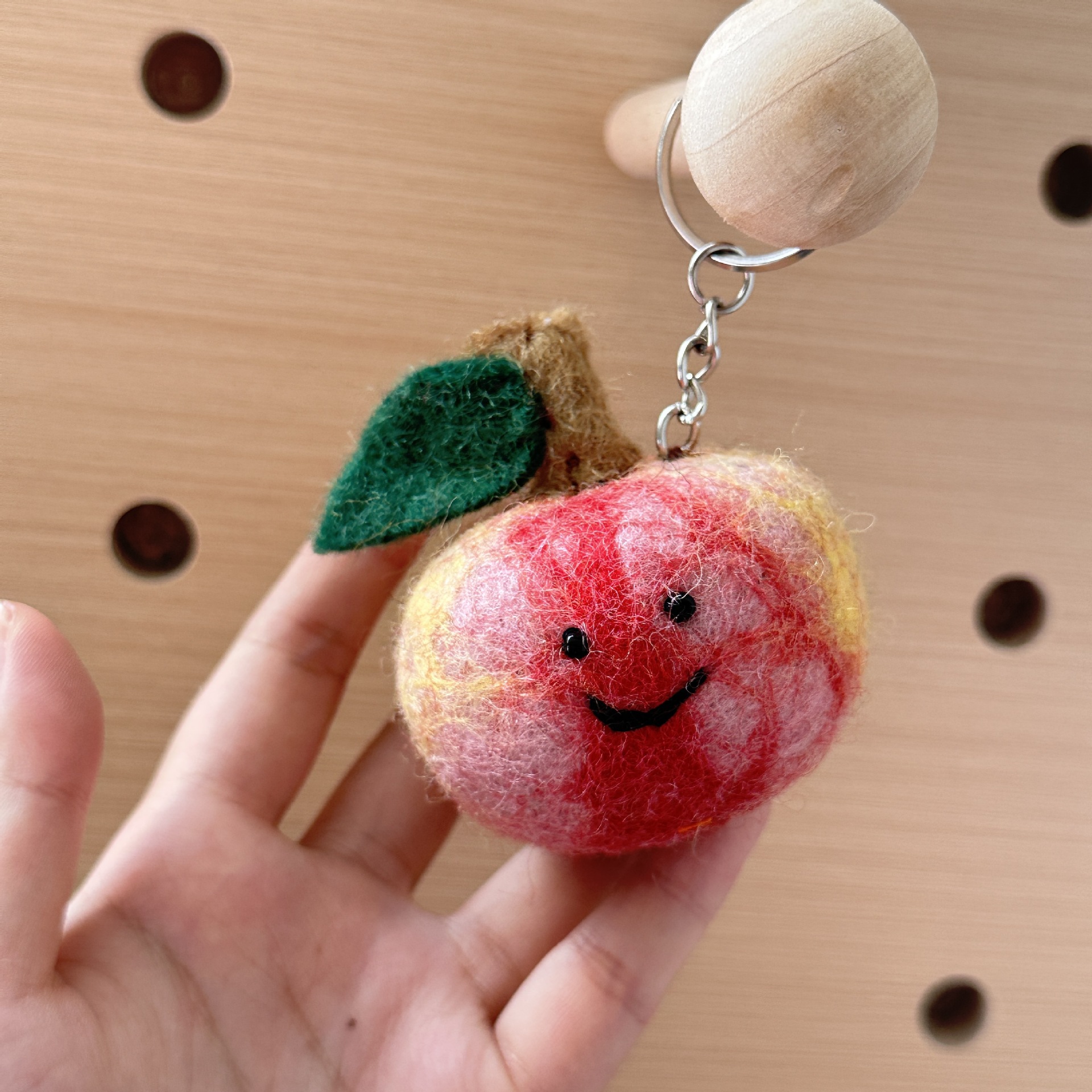100g Weight Bag Pendant, Keychain Classification 1 Piece Quantity Holiday, Daily Occasion wool felt Material Fruit, Vegetable Pattern Cute Style 1 Piece Cute Fruit Vegetable Wool Felt Bag Pendant Keychain 41