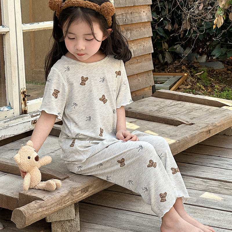 Gray bottom bear [boneless sewing]