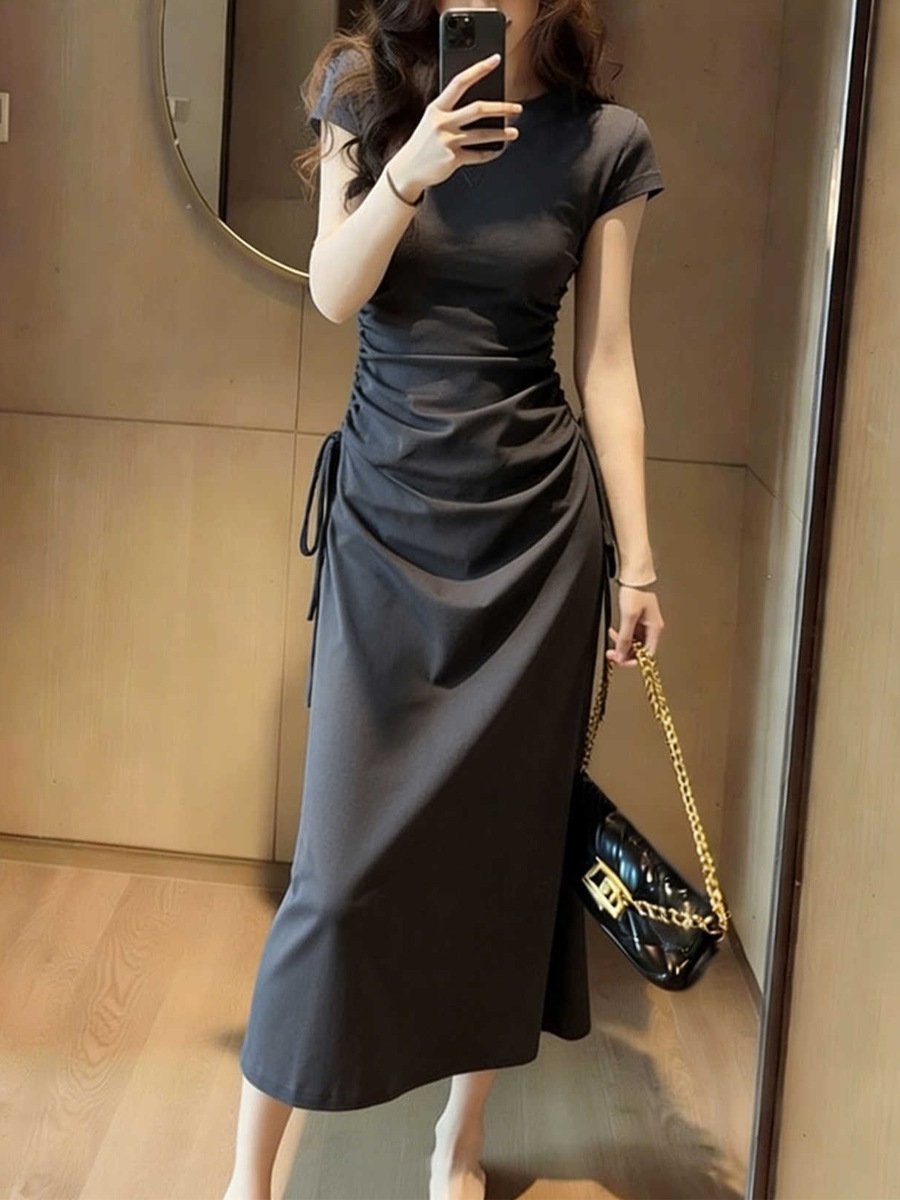 Đầm maxi trẻ em tay ngắn phong cách Pháp Vintage, thiết kế thắt lưng xếp li hông — màu đen, màu xám chi tiết 8