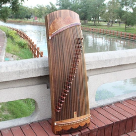 弹拨类乐器;乐器配件