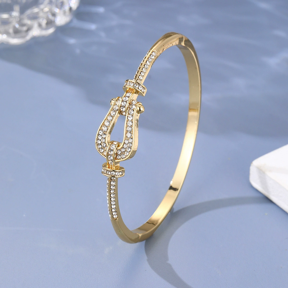Fashionable small design universal women's bracelet, Japanese and Korean, light luxury style, simple and elegant design, does not fade