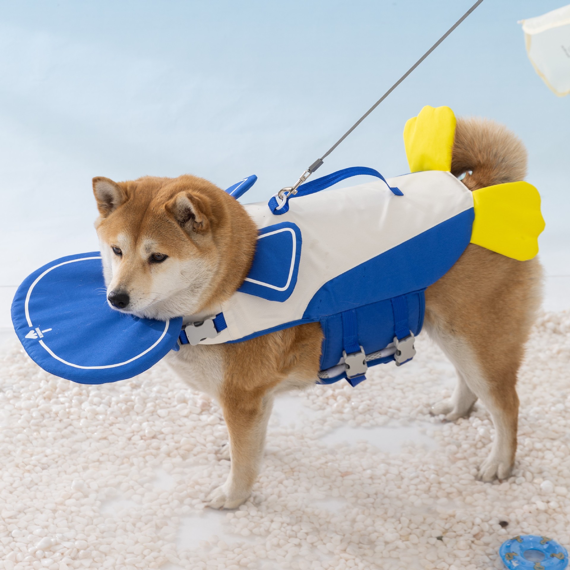 Verano perro lindo pequeño pingüino chaleco salvavidas Teddy perro pequeño y mediano perro nadando ropa mascota gran traje de baño de flotabilidad