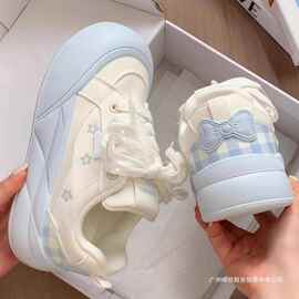 校园风厚底小白鞋女学生2025新款百搭早秋帆布板鞋面包鞋子女