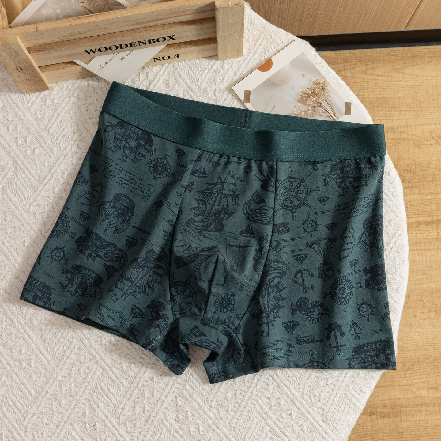 Explosión de la nueva ropa interior china de hombre algodón 7A, seda de morera antibacteriana, entrepierna transpirable y cómodas pantalones de cuatro hombres al por mayor