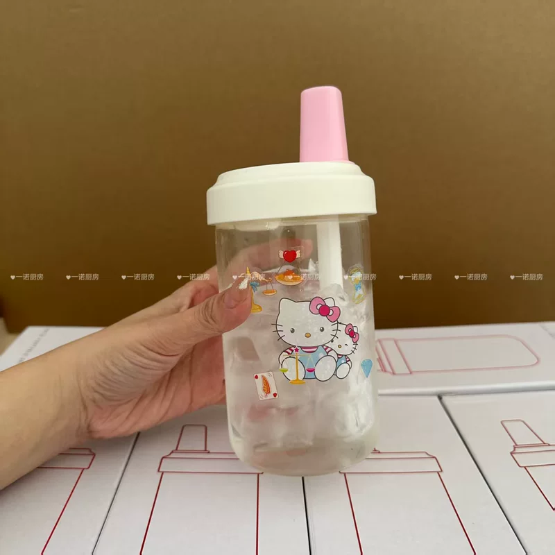 Hello Kitty, high quality handheld straw with glass for students