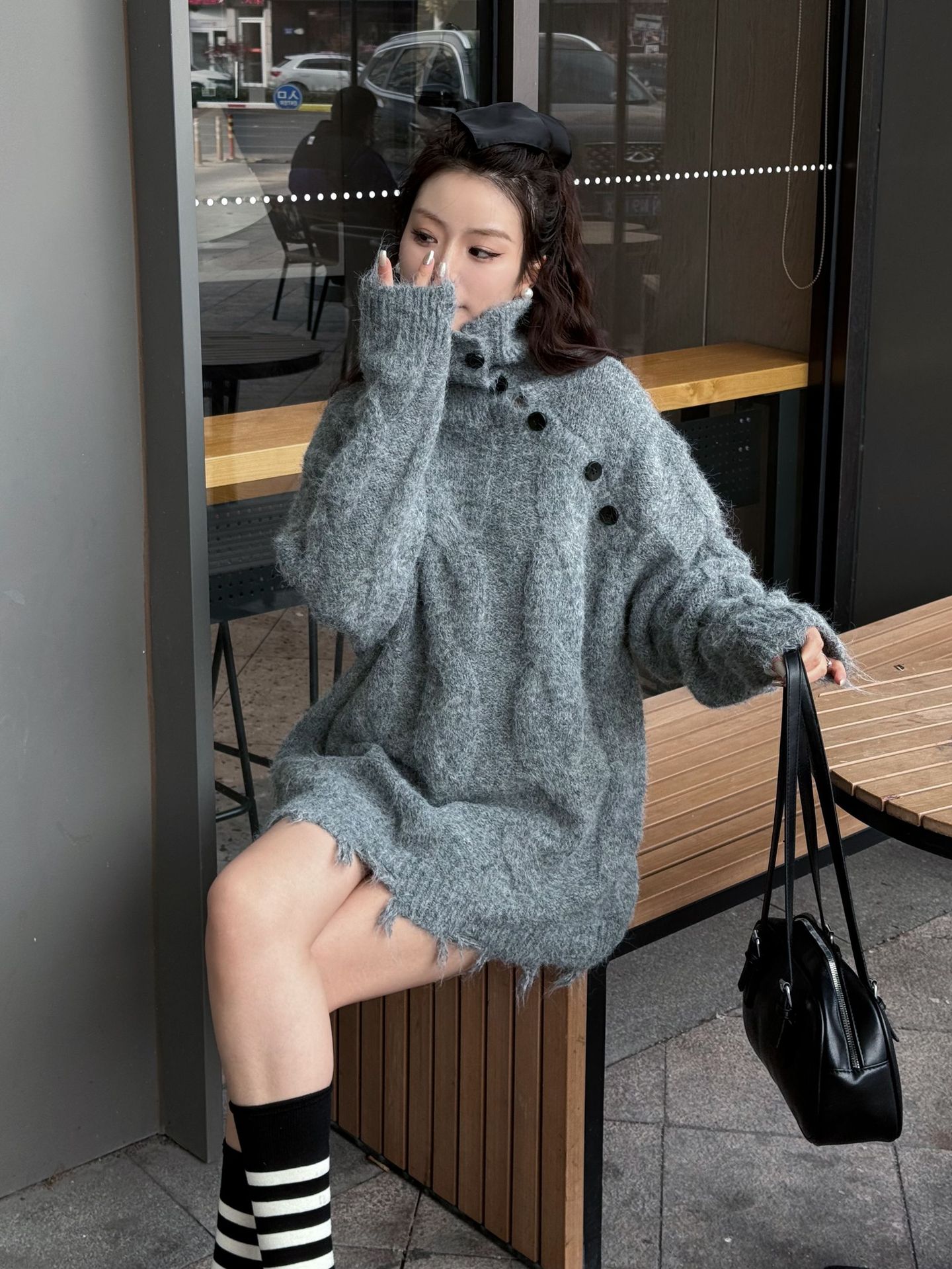 24 invierno Puyuan coreano botón de madera con solapa suéter de color contraste chaqueta de mujer nuevo estilo perezoso estilo de moda explosión