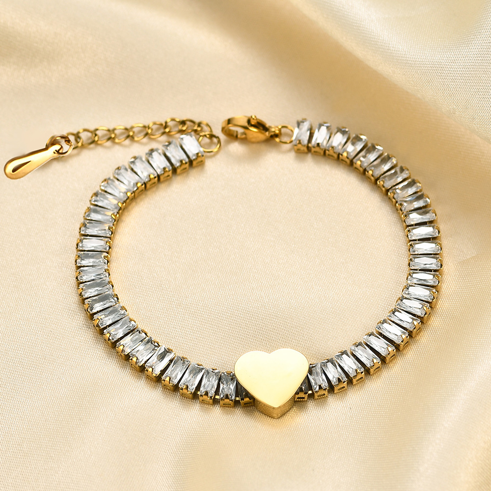 Bracelets Classification Simple Style Shiny Heart Shape Titanium Steel Bracelets In Bulk