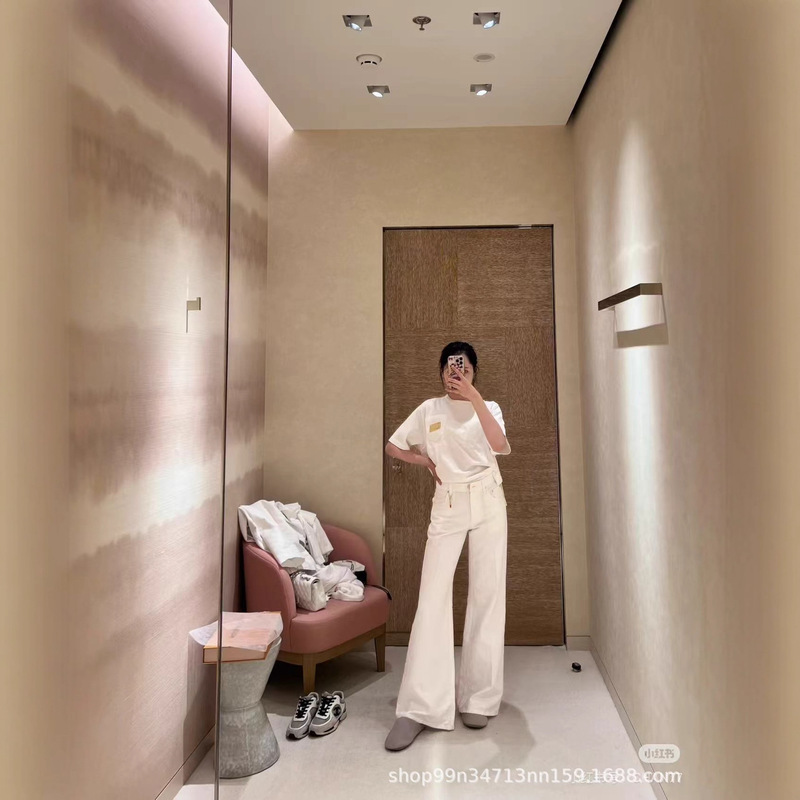 25 Early Autumn New High-End Embossed Four-Leaf Clover Logo Wide-Leg Pants Straight-Leg Jeans Free of Charge