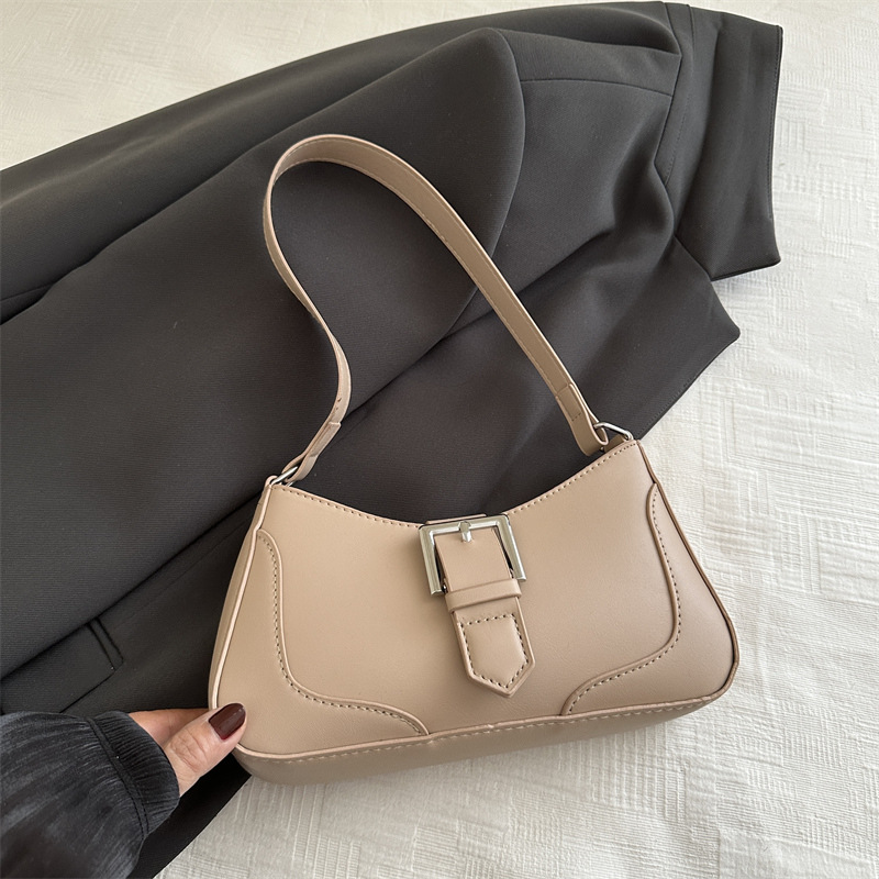 Bolso pequeño súper caliente de alta gama para mujer 2024 nuevo bolso de hombro popular de todo fósforo bolso de barra de axila de moda bolso pequeño