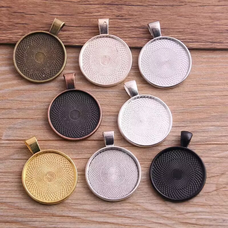 3@OQ(E@MJR[YF92G)~MR$}O