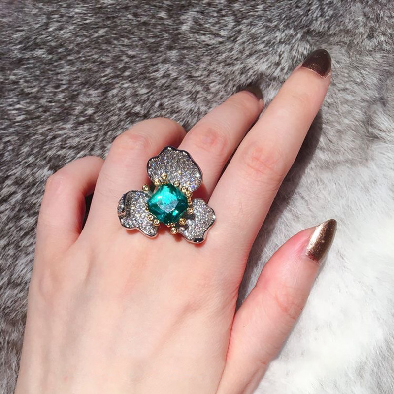 Elegant brand stone inlay with zircon