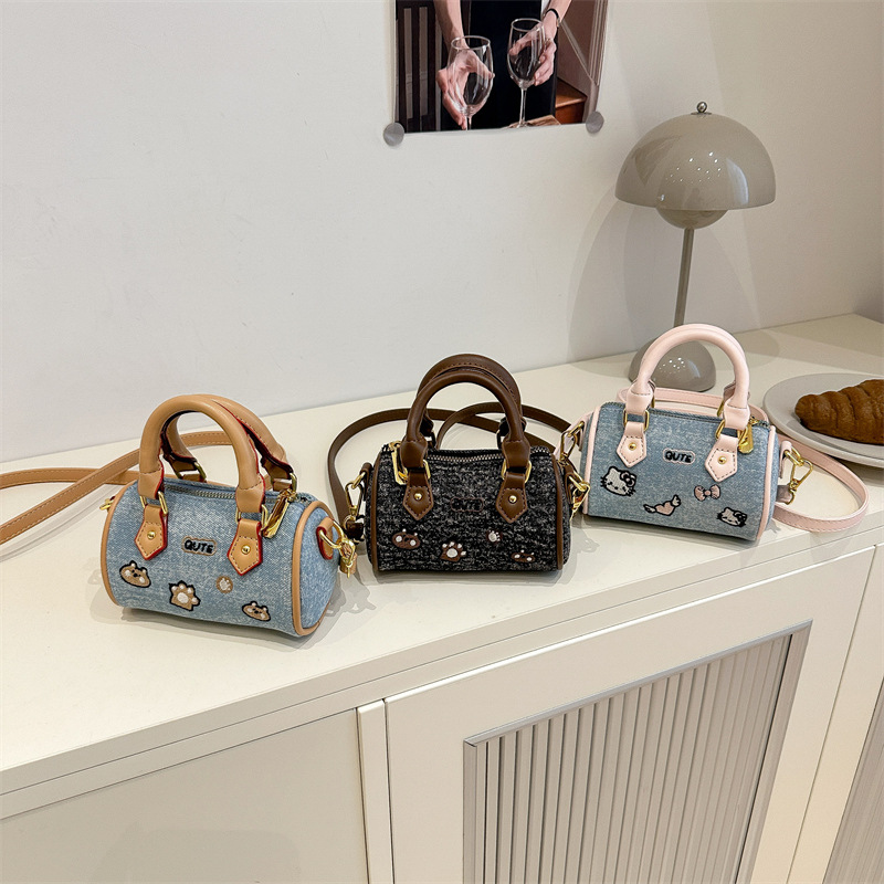 Children's Bag New Style Cute Cat Embroidered Mini Pillow Bag Denim Handbag Cartoon Girls Bucket Crossbody Bag