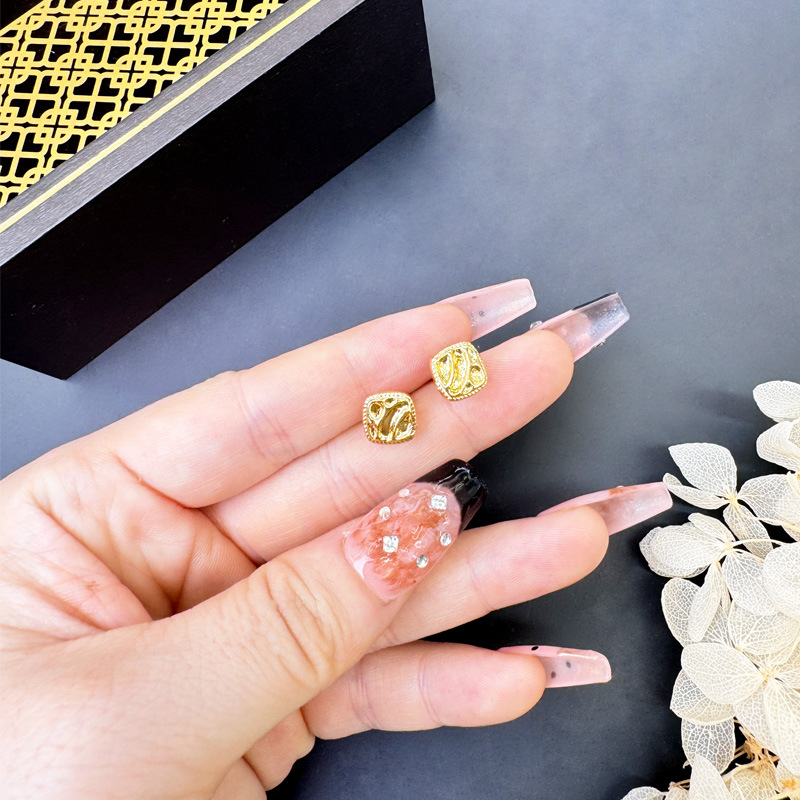 Vietnam Sha Jin conjunto de lujo ligero de verano femenino minimalista moda geometría cuadrada pulsera pendientes joyas fabricantes al por mayor