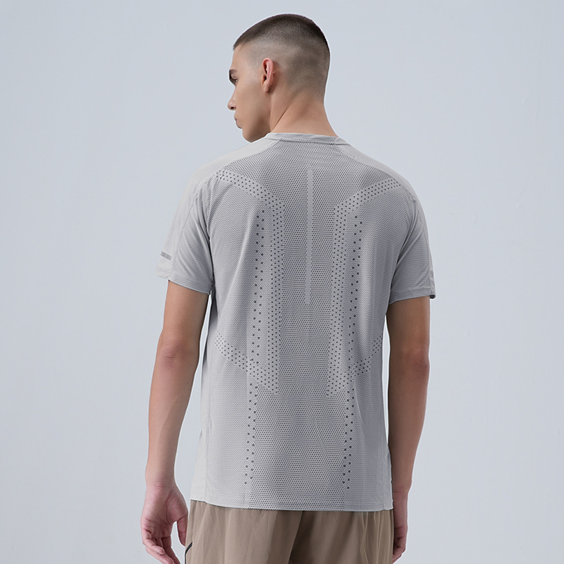 25 primavera y verano nueva camiseta de manga corta elástica de humedad transpirable para hombres running fitness camiseta de secado rápido