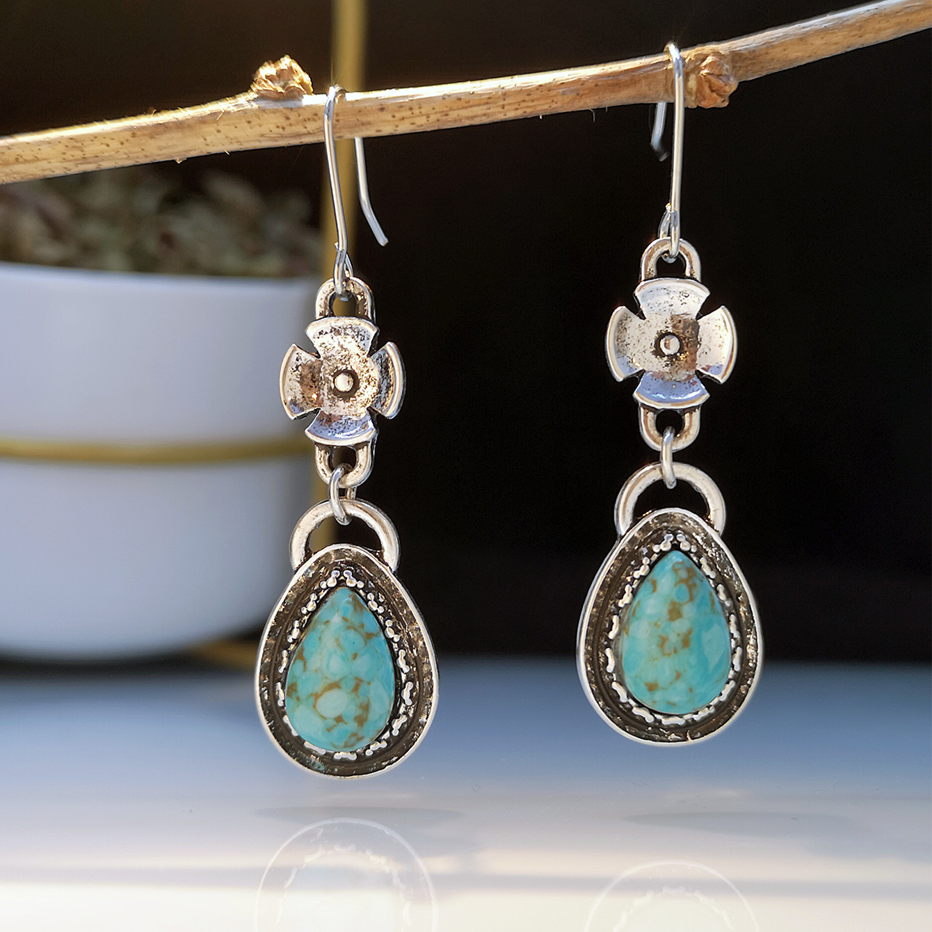 New Creative Retro Turquoise Earrings Ethnic Style Fashion Flowers And Drop Earrings display picture 2