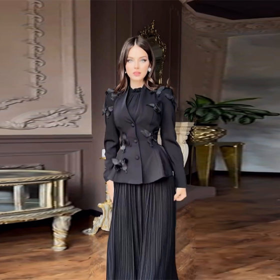 2025 Europe and America Amazon cross-border foreign trade women's temperament v-neck single-breasted fashion long sleeve pleated skirt suit