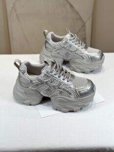 ��Ʒ�����pɫЬ���ϵ�ЬŮ2026�¿��＾�ٴ����e�W��͸���\��Ь��