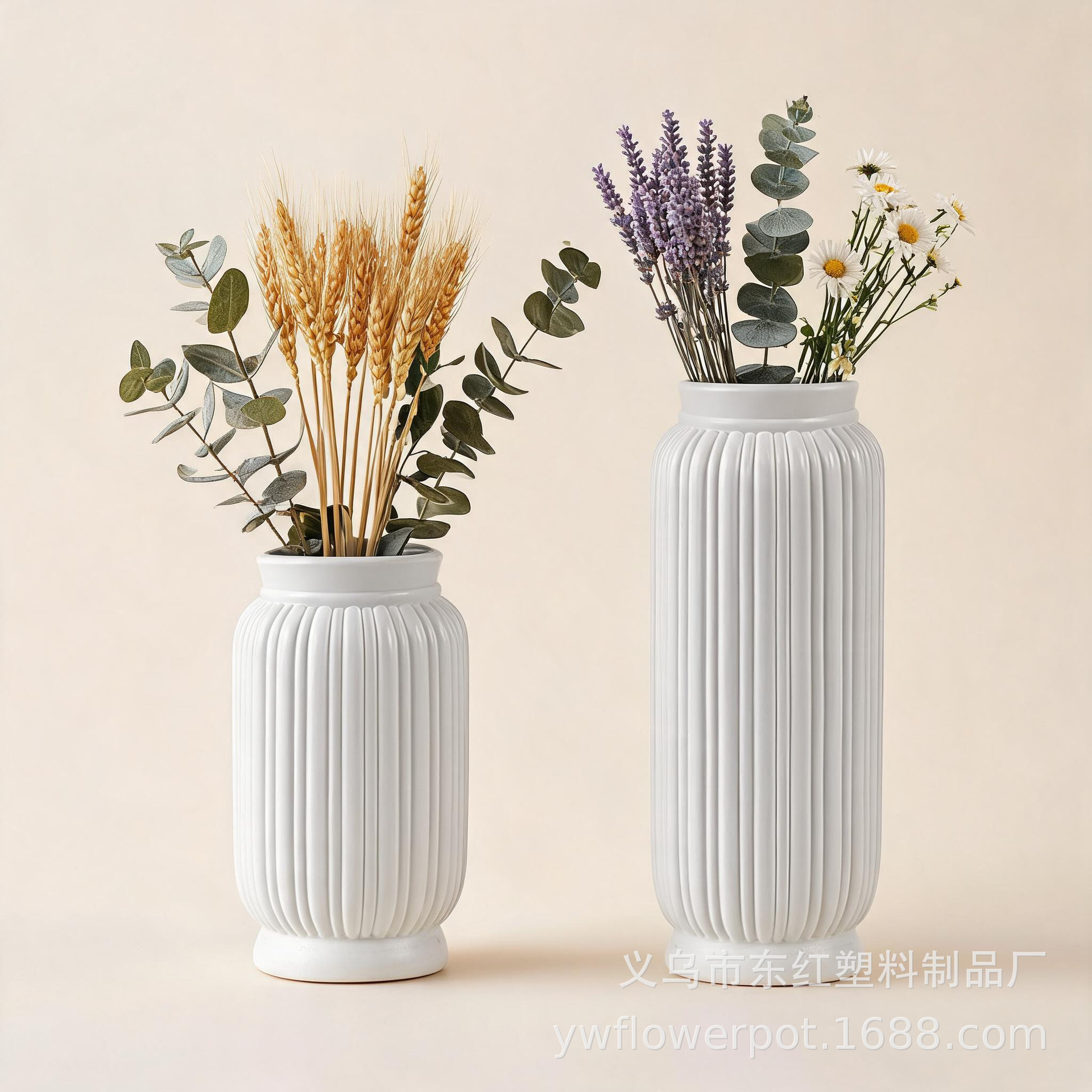 跨境专供竖纹白色小花瓶客厅仿陶瓷塑料花瓶桌面装饰花瓶摆件续水