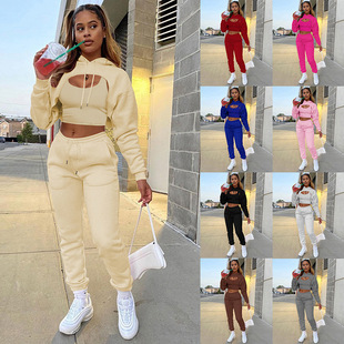 2024�羳�W�����QŮ�b�Bñ�ӽq�l���Lѝ�����L��������Ů�W�����L