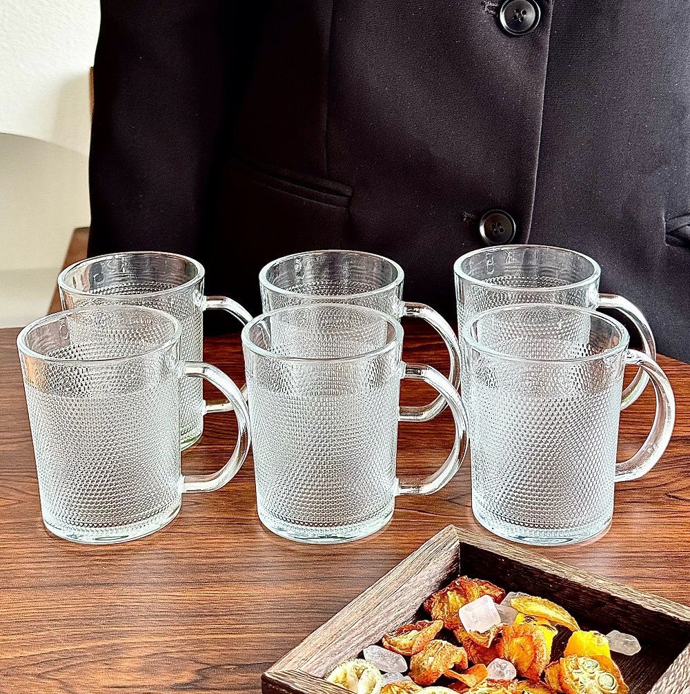 Glasmugg med handtag för kaffe och te hamrad design_voghion.com