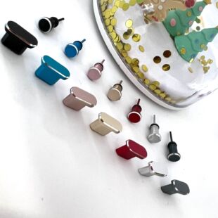 Suitable for Android charging port universal dust plug earphone plug card pick-up needle mobile phone charging dust plug set combination