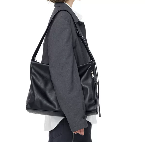 Korean messenger bag simple design neutral wind soft leather large capacity schoolbag ins shoulder computer bag a generation of hair