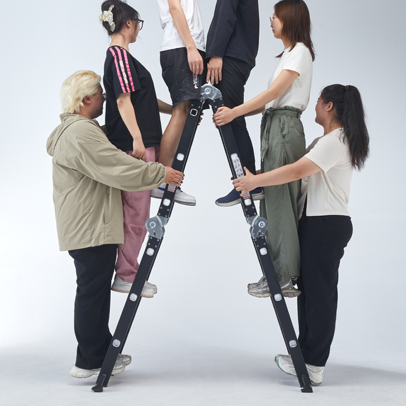 Escalera multifuncional espesa de hierro y aluminio combinada con escalera telescópica transfronteriza de cuatro plegadas escalera recta de doble lado escalera articulada al por mayor