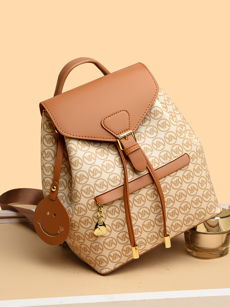 Mochila de mujer 2025 nueva moda versátil mochila de cuero suave de gran capacidad mochila de viaje casual mochila de alto valor