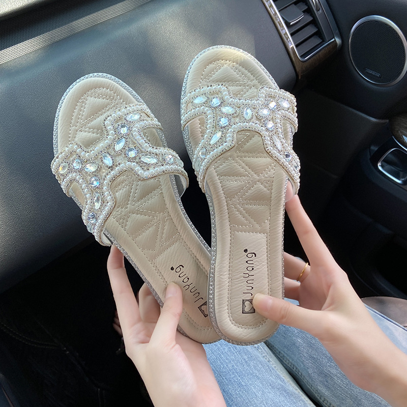 Piccole pantofole stile profumato da donna 2023 sandali piatti estivi stile casual moda strass parola_voghion.com