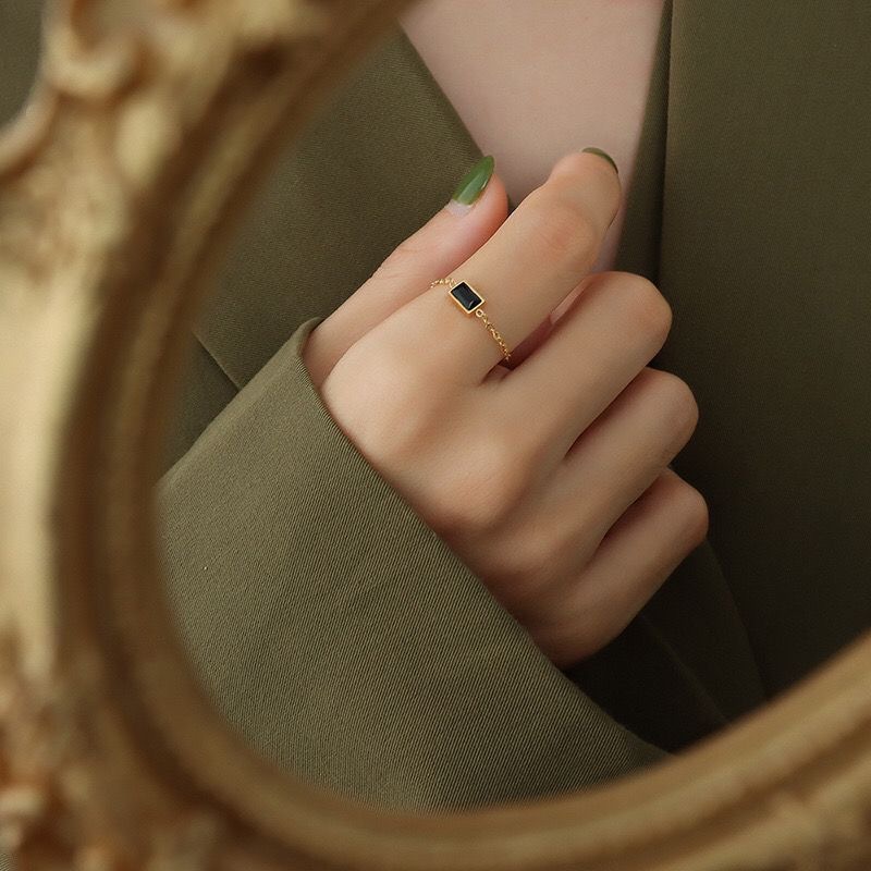 2023 nuevo anillo de cadena de circón verde retro avanzado luz lujo índice dedo anillo ajustable anillo