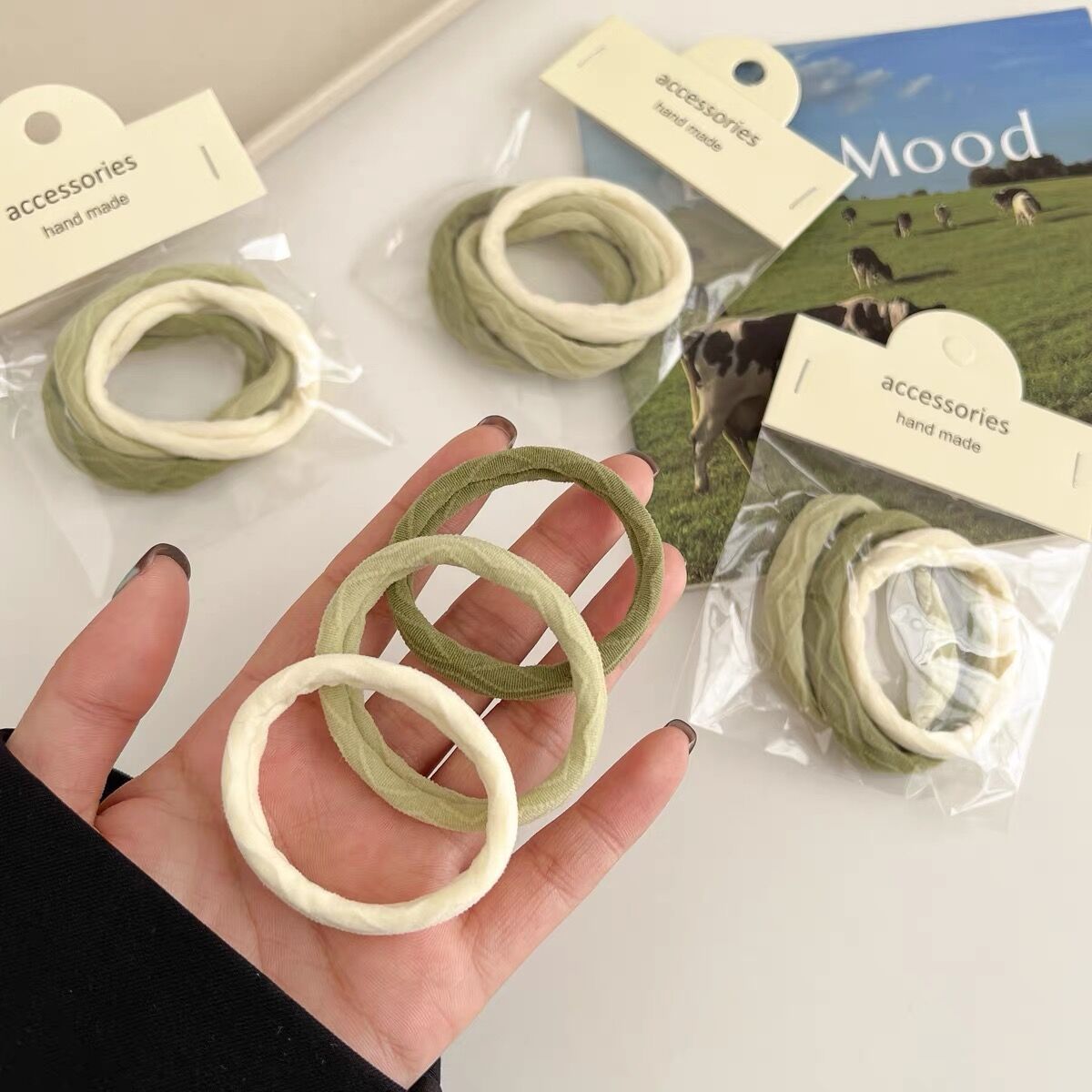Anillo de cabello para niños crema toalla de sal marina anillo de cabello simple cabello de mujer sin marcas correa de alta elasticidad adornamiento para el cabello de niñas