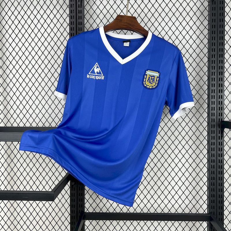 レトロなタイ版フランス、日本、ブラジル、イングランド、ポルトガル、イタリア、アルゼンチン代表チームのレトロジャージ|undefined