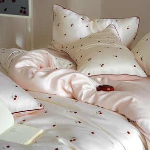 Class A 60s Lanjing Tencel Four-piece Digital Cherry Printing Silky Naked Sleeping Girls Cool Quilt Cover Bedding