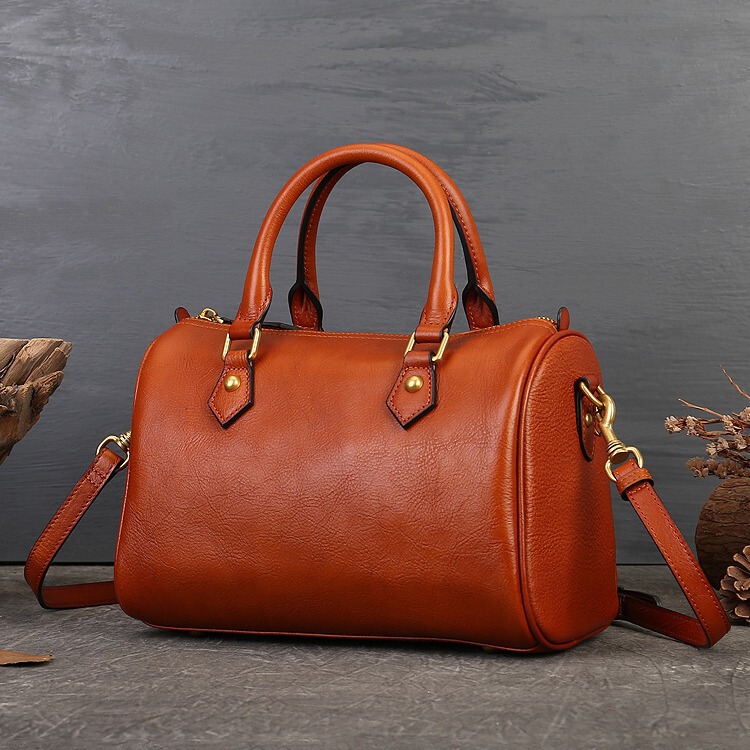 2024 New Genuine Leather Women's Bag American Style Retro Handbag Commuter Bag Boston Cow Leather Crossbody Bag