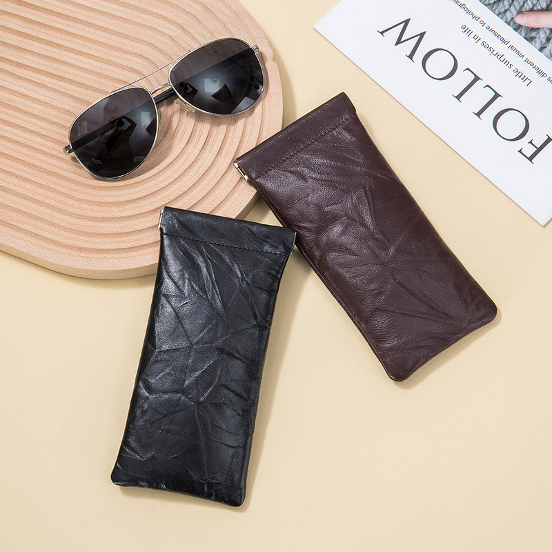 Genuine Leather Retro Shrapnel Glasses Bag for Women with High Appearance, Hand-Grained Cowhide Ultra-Thin Portable Sunglasses Storage Bag