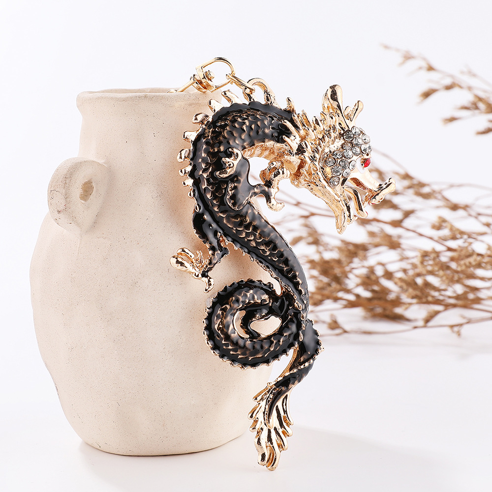 Fuente fábrica china dragón zodiaco llavero año del dragón tótem creativo grifo forma zodiacal bolsa colgante al por mayor