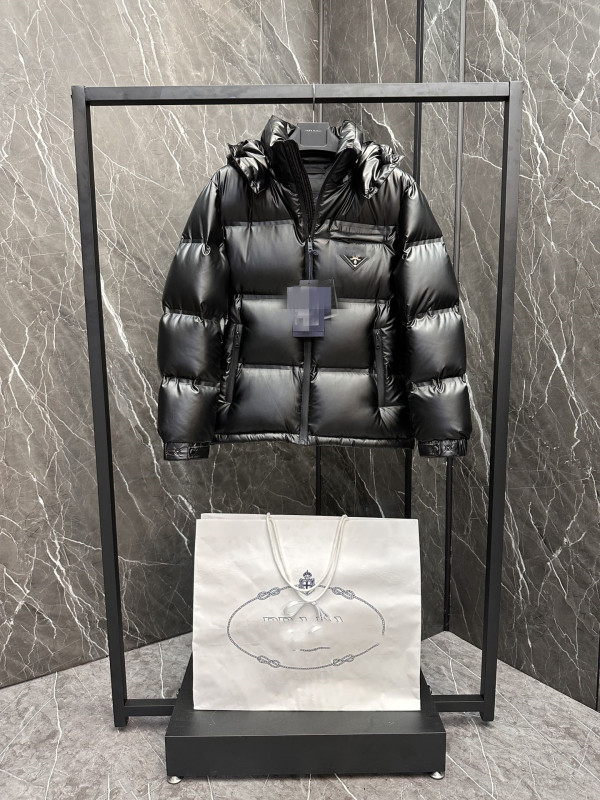 普家25ss P家三角标新款黑科技压胶羽绒服夹克外套|undefined