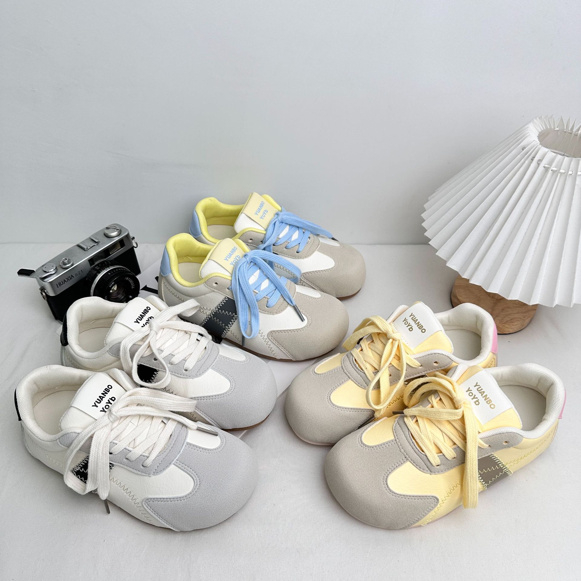 Yuanbo estudiantes primavera universal zapatos de entrenamiento alemán zapatos de cabeza cuadrada de mujer zapatos deportivos casuales Agan zapatos coreanos zapatos de mujer