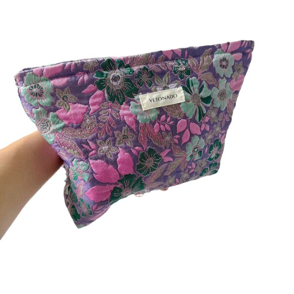 Quality retro capacious cosmetic bag