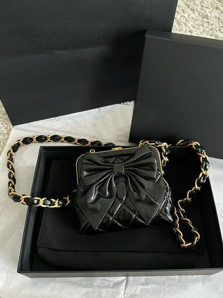 Piccola borsa a tracolla a mano con tracolla singola, design di nicchia, nuova borsa a tracolla da donna con catena, fibbia, oro, alla moda_voghion.com