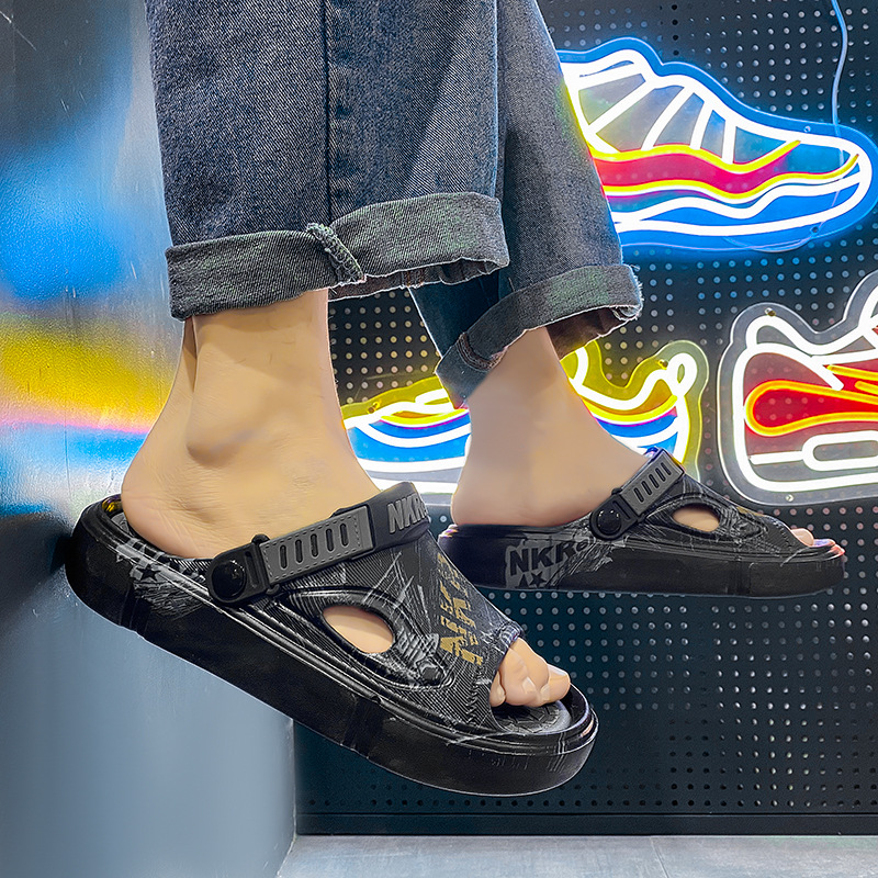 Pantuflas, modelos calientes para hombres, uso de verano, sensación de pisar mierda, conducción deportiva, playa antideslizante, sandalias 4546 de gran tamaño