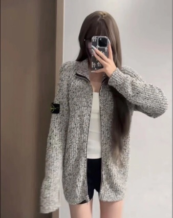 Correct version in stock with original label, ST Island coral pattern patchwork knitted sweater jacket, casual and versatile, unisex Correct version in stock with original label, ST Island coral pattern patchwork knitted sweater jacket, casual and versatile, unisex