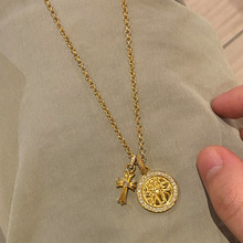 小红书爆款金色点钻罗盘十字架项链轻奢百搭颈链国风高级一件代发