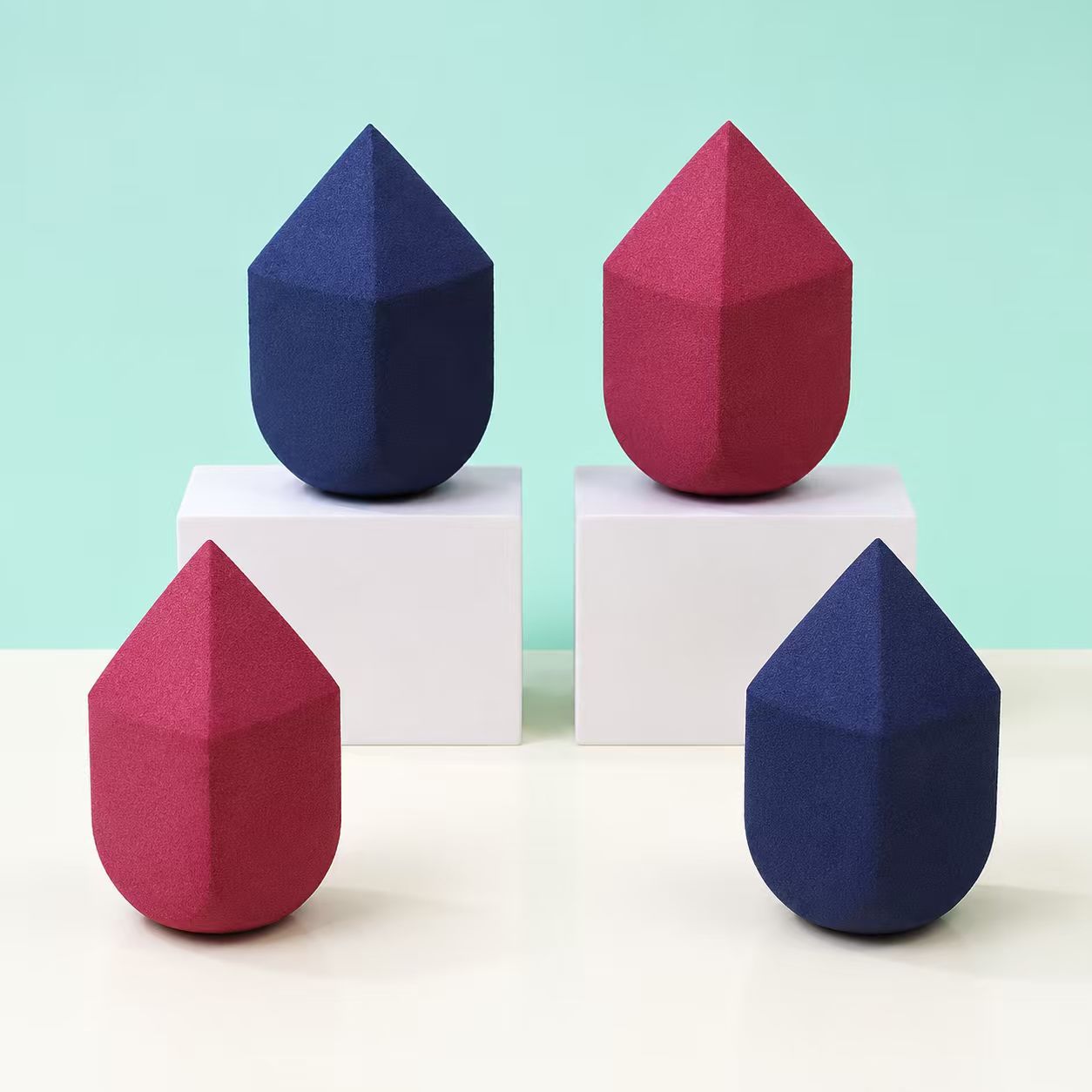 Fábrica personalizada gigante sin bolígrafo huevo de maquillaje huevo de maquillaje huevo de maquillaje de forma extraña esponja de maquillaje seca y húmeda comercio exterior transfronterizo