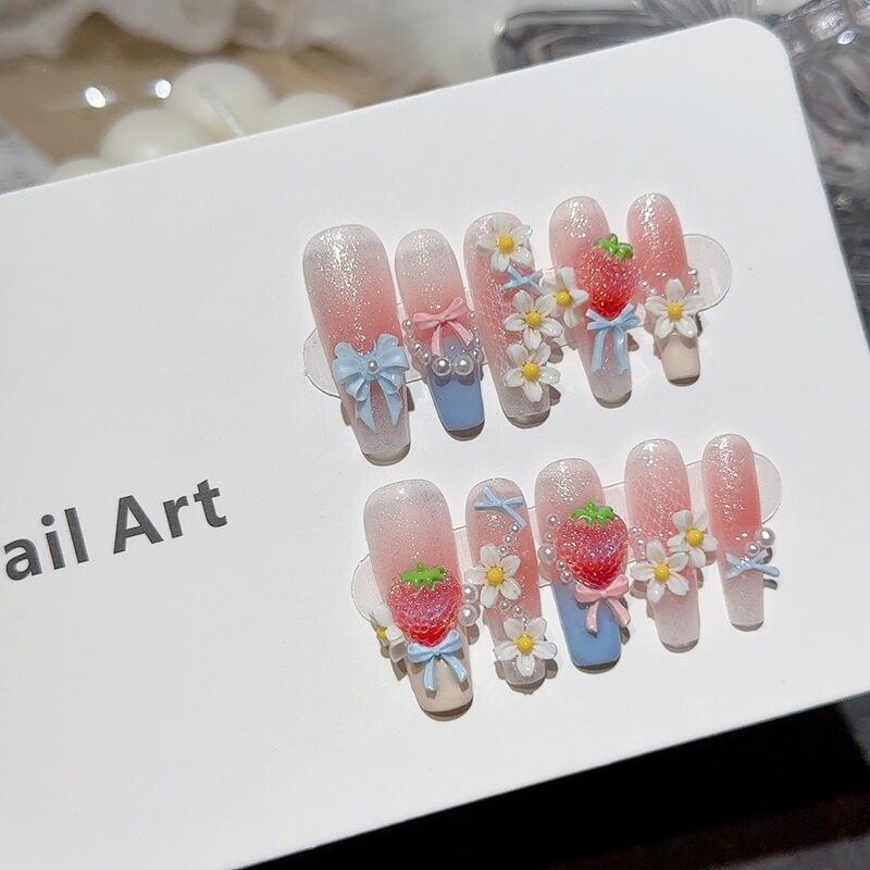 Summer Sweetness in the Strawberry Garden: Sparkling and Sweet Strawberry Handmade New Wearable Nails, Medium-Length Exquisite Nail Stickers Summer Sweetness in the Strawberry Garden: Sparkling and Sweet Strawberry Handmade New Wearable Nails, Medium-Length Exquisite Nail Stickers