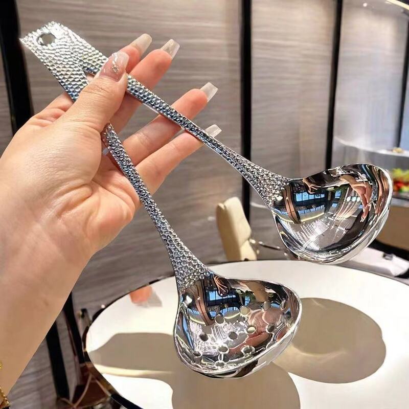 超使いやすいステンレス製卓上スプーン、ザル、鍋スプーン、お粥スプーン、見栄えの良い魚鱗長柄スプーン、スープザル、大スプーン|undefined