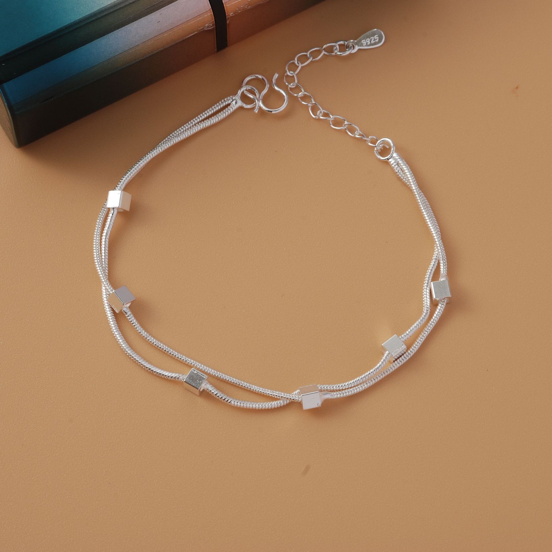 Pulsera chapada en plata para estudiantes que conserva el color, pulsera sencilla para mujer, joyería de mariposa estrella coreana, regalo de moda SL09, caja de doble capa