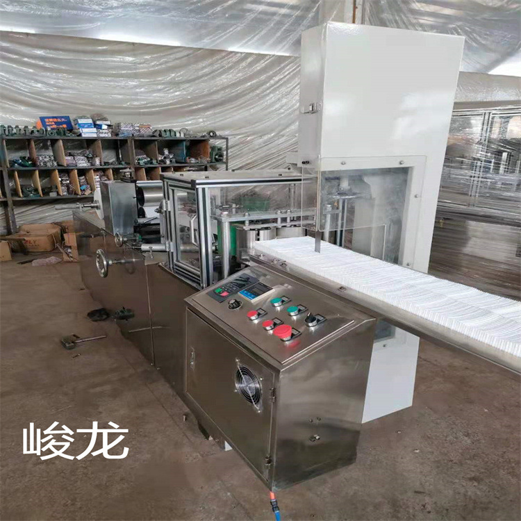 1擦拭布折叠机无纺布足浴美容巾设备一次性旅行毛巾机高效折叠机