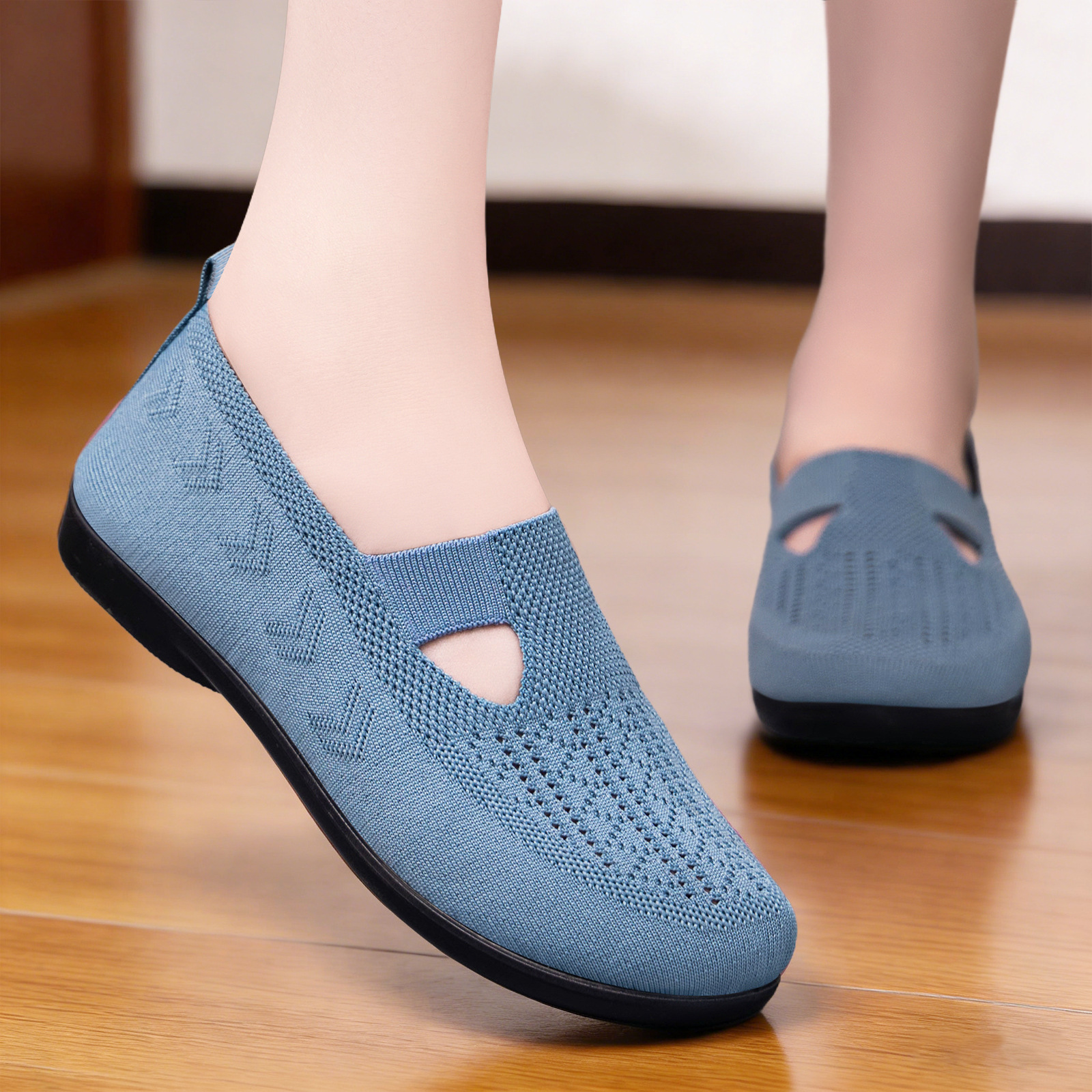 Zapatos casuales para mujeres 2026 primavera nuevos zapatos transpirables de suela suave madres de mediana edad zapatos ligeros y cómodos image 4