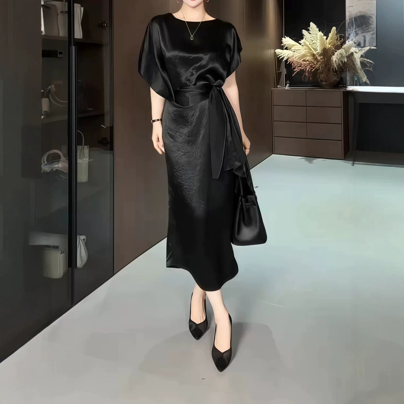 2026 New Style Round Neck Short-Sleeve Base Dress for Women, Light Luxury and Elegant Gold Satin Waist-Tie Long Dress